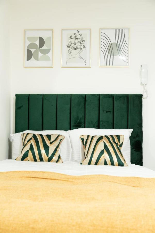 Cosy Cardiff Apartments - Garden Lounge Exterior photo