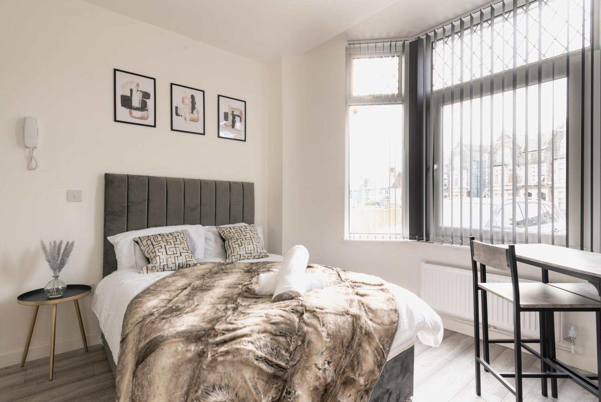 Cosy Cardiff Apartments - Garden Lounge Exterior photo