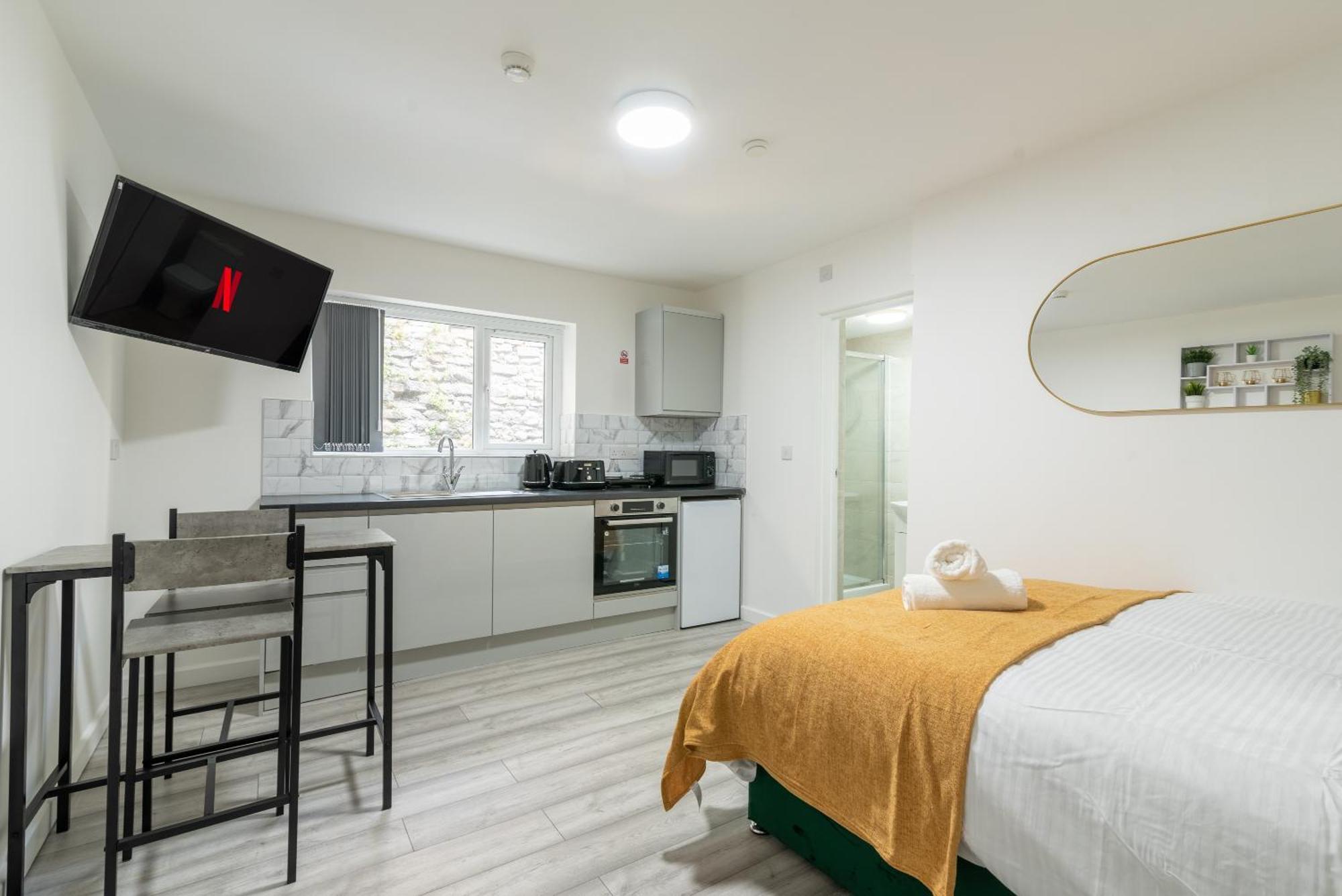Cosy Cardiff Apartments - Garden Lounge Exterior photo
